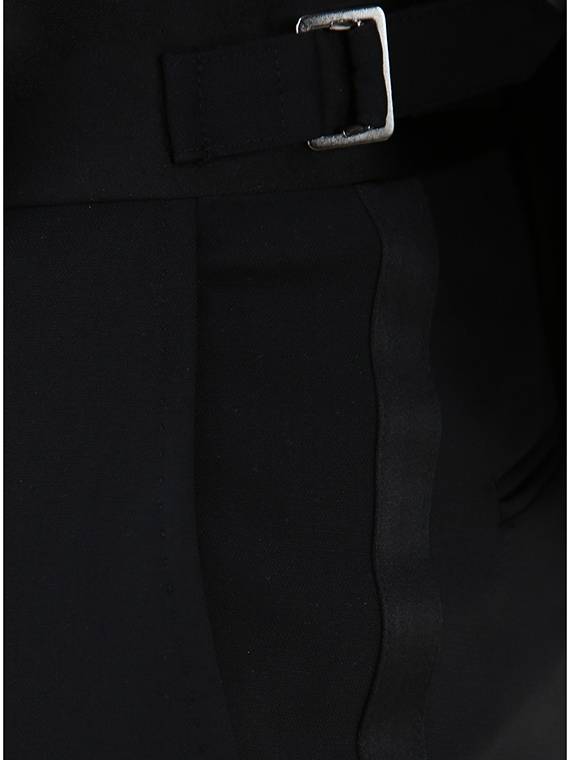 THE GIGI Completo 50% di sconto con spedizione gratuita