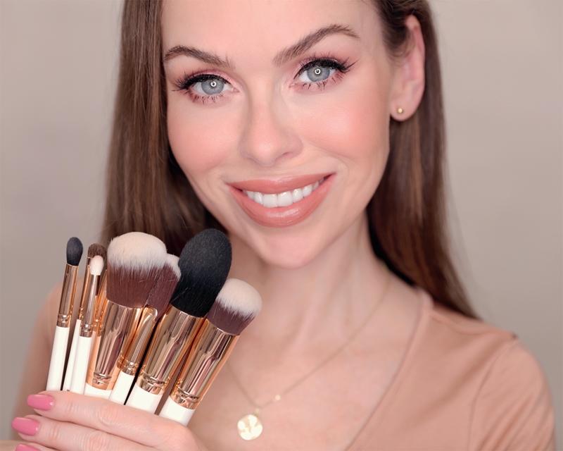Dermacol Dermacol Accessories Master Brush by PetraLovelyHair pennello rotondo per ombretti Consegna Veloce