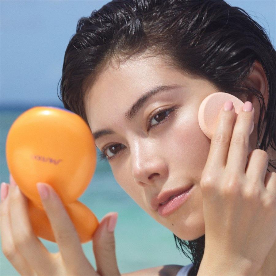 Shiseido Trucco solare Tanning Compact Foundation SPF 10 Promozione Limitata