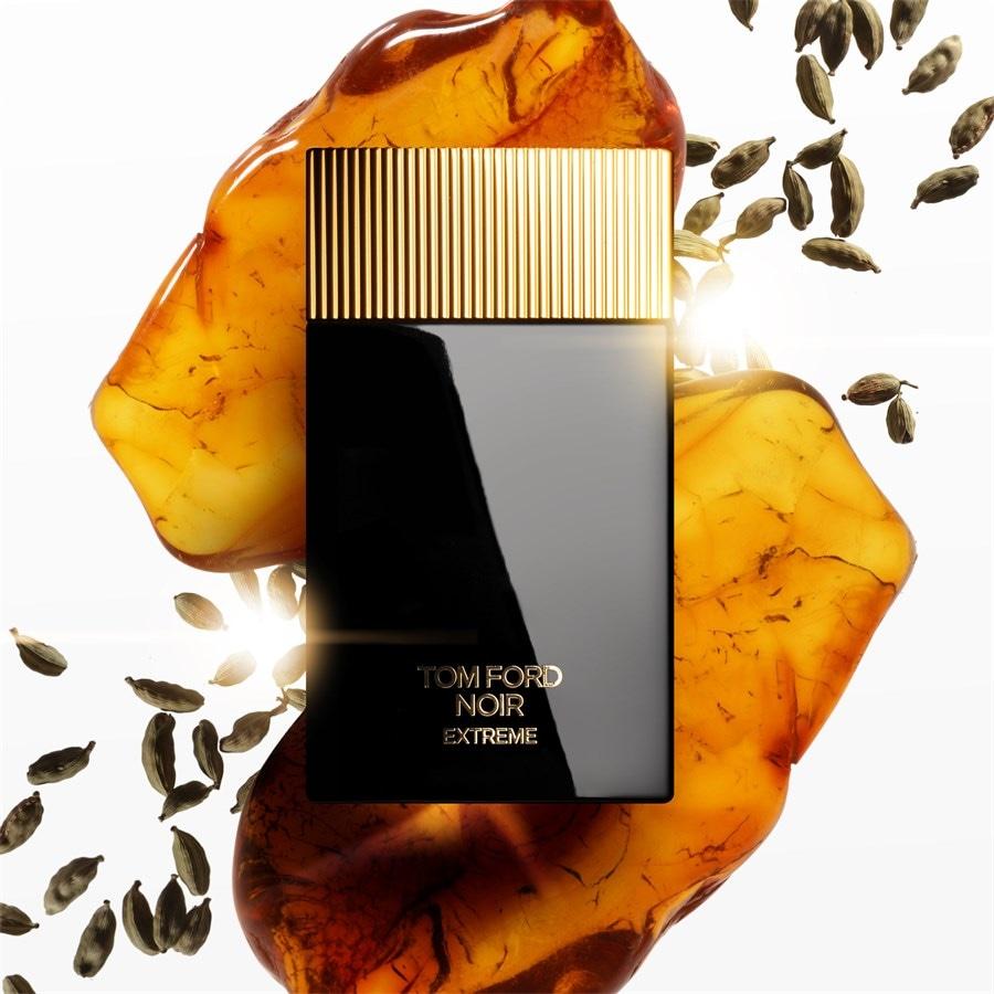 Tom Ford Signature Noir Extreme Eau de Parfum Spray Offerta per la Festa della Mamma