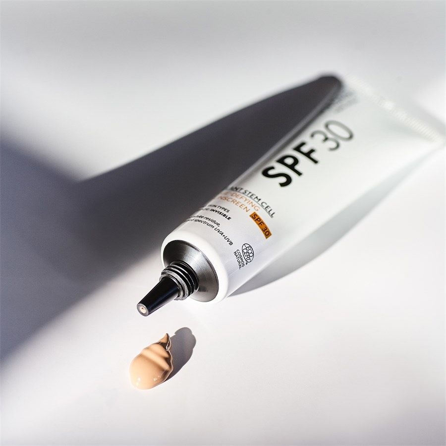 MÁDARA Protezione solare Plant Stem Cell Age-Defying Face Sunscreen SPF 30 Offerta esclusiva