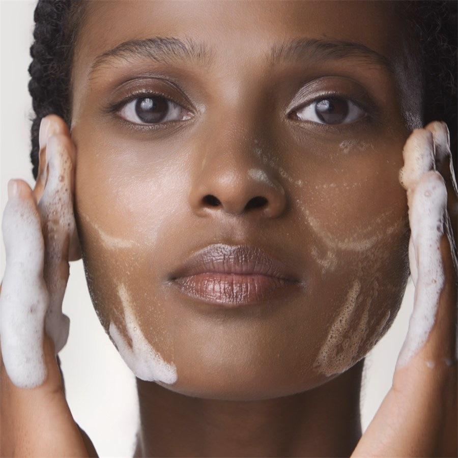 La Mer Pulizia The Essence Foaming Cleanser Esporta salva